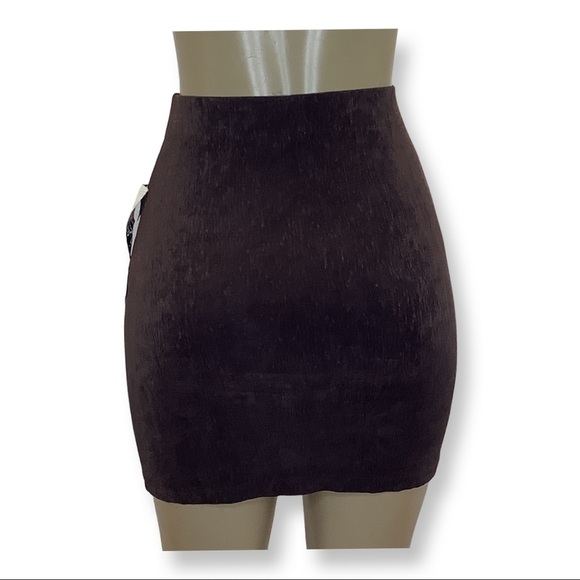 NY Sake Mini Skirt Size Small New With Tags - Picture 2 of 4